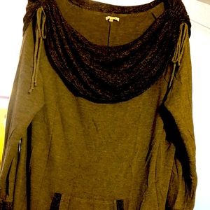 Maurice long sleeve black/grey rouched neck shirt